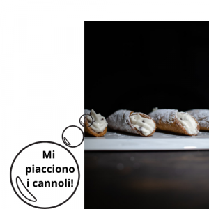 Cannoli with "Mi piacciono i cannoli!"