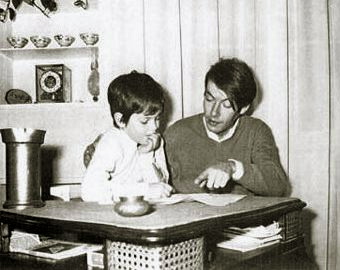 Picture of Italian author-singer Fabrizio De André and his son