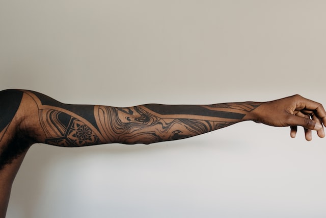 Picture of the arm of a black man