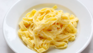 Pasta with Alfredo sauce