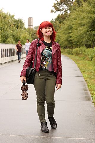 Person wearing skinny jeans